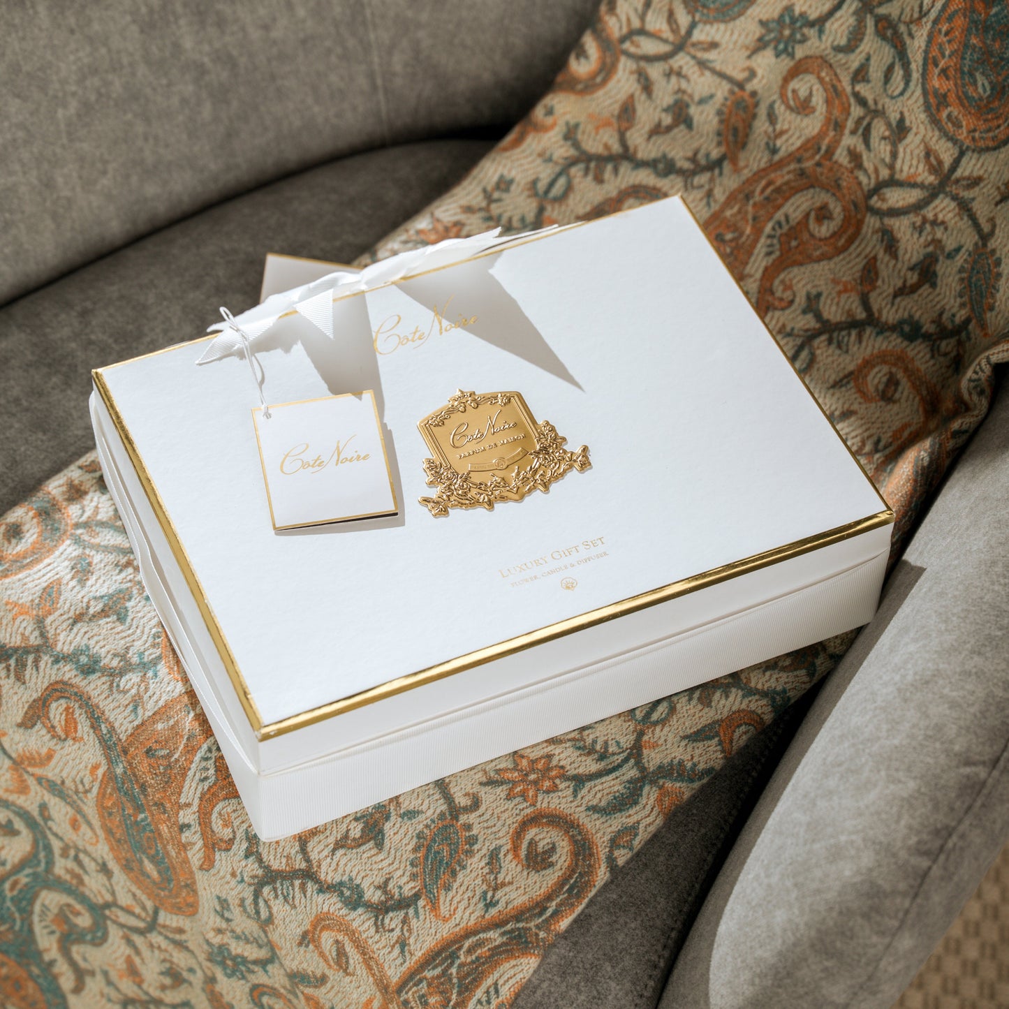 Cote Noir Gift Box White-Gold