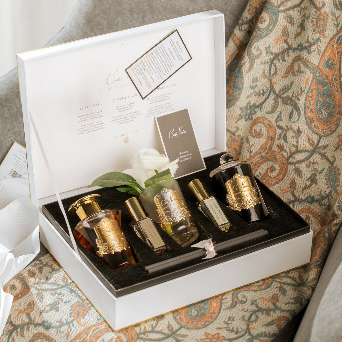 Cote Noir Gift Box White-Gold